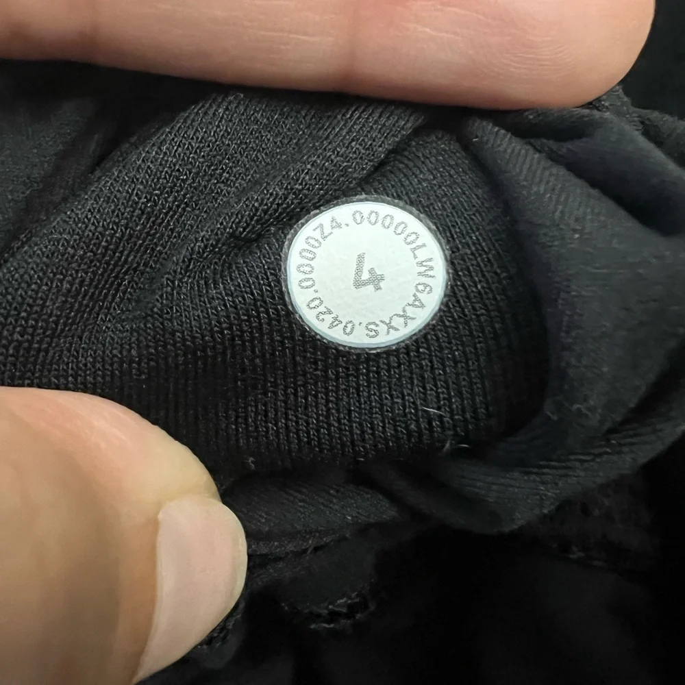 Lululemon Align Crop 21” Lattice Fork Embossed Black Size 4 Nulu Leggings Rare